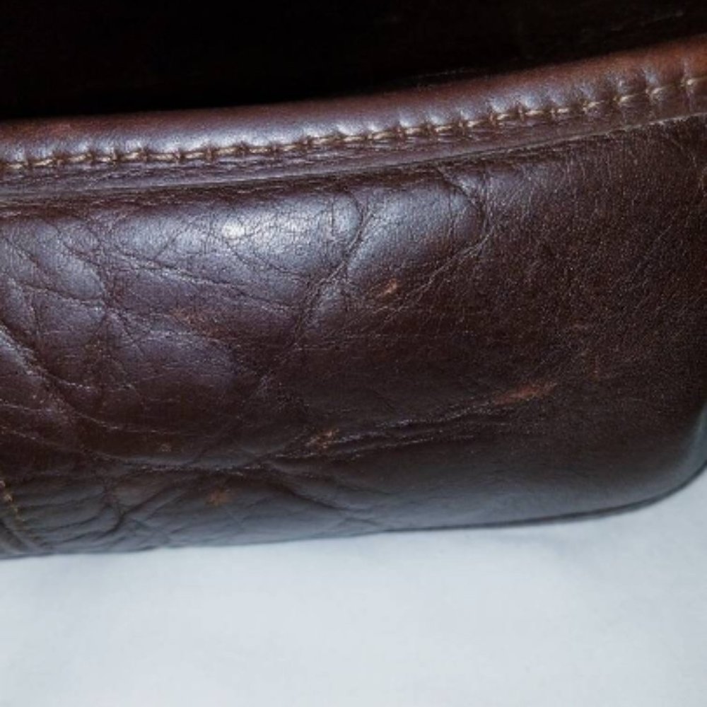 Vintage Deep Brown Leather Saddle Bag Style Purse. - Picture 4 of 8